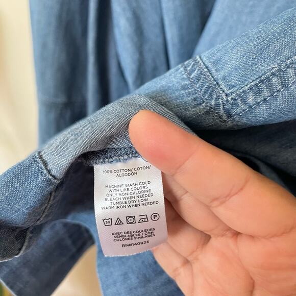 LOFT Sleeve Chambray Bubble Top - Picture 6 of 6